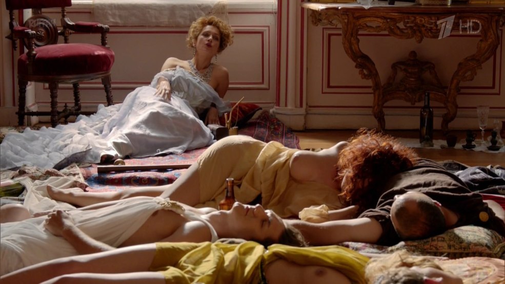 Isakova Victoria actrice nue