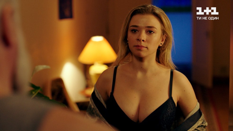 Anna Koshmal dans le entremetteur du matchmaker 6