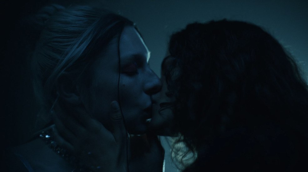 Leila Denio Valery Maes