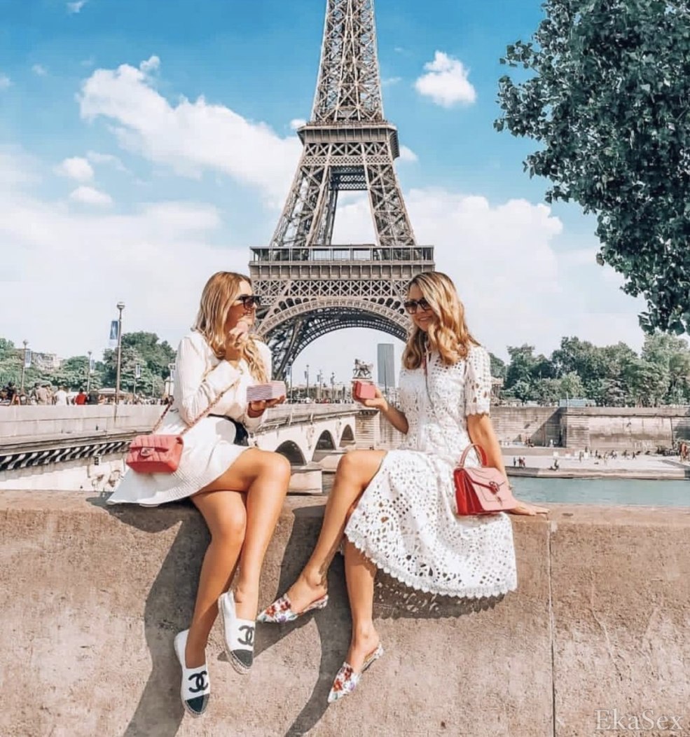 Elena Panaga Paris