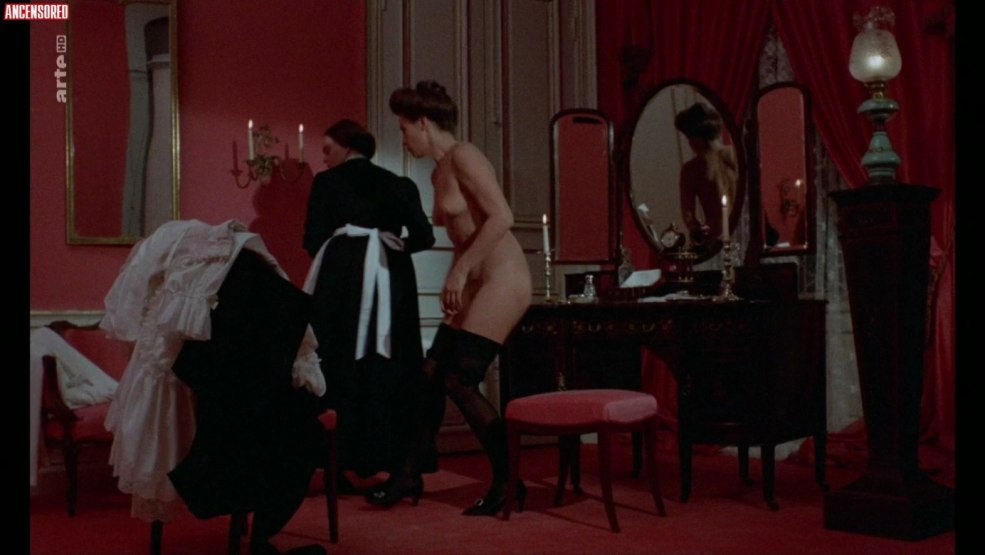 Scènes de lit de Tulin Ingrid