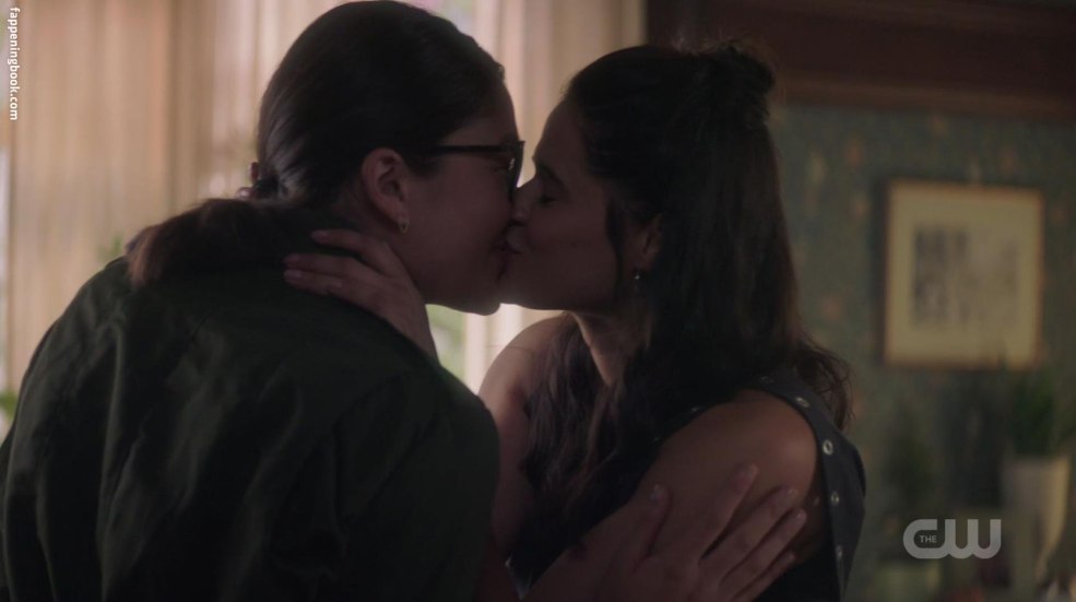 Enchanted 2018 Kiss