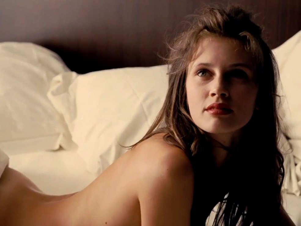 Marine Vacth est jeune et beau