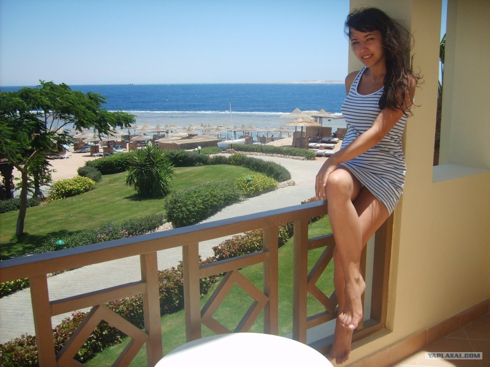 Jennifer Connelli Naked Rock Malholland