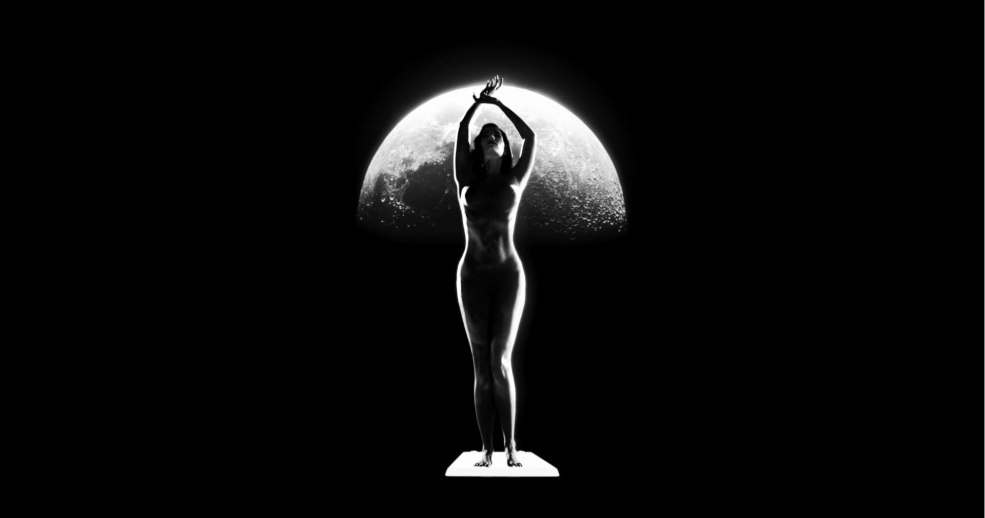 Emily Deschanel en sous-vêtements