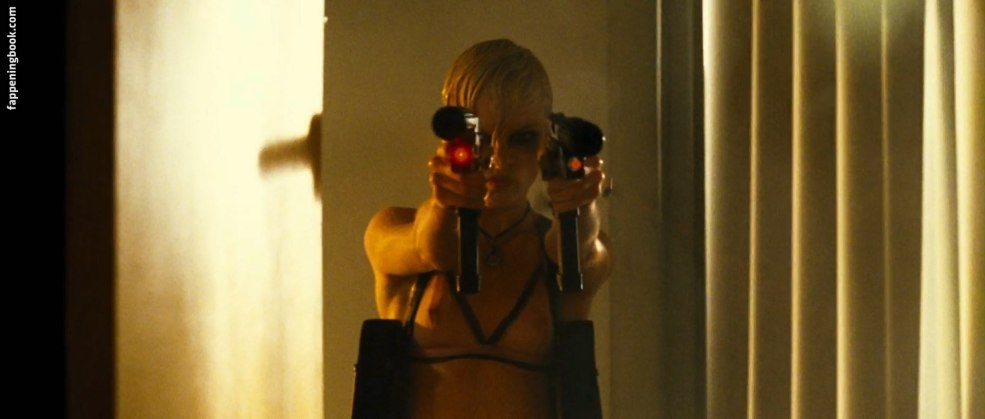 Actrice Kate nauta nue