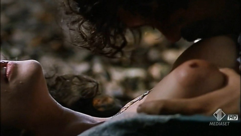 Monica Bellucci Naked Dracula