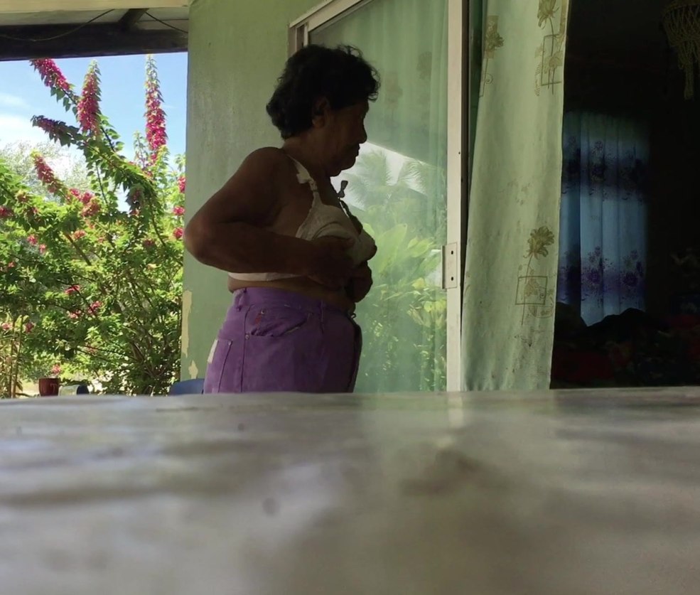 Vieilles femmes nues