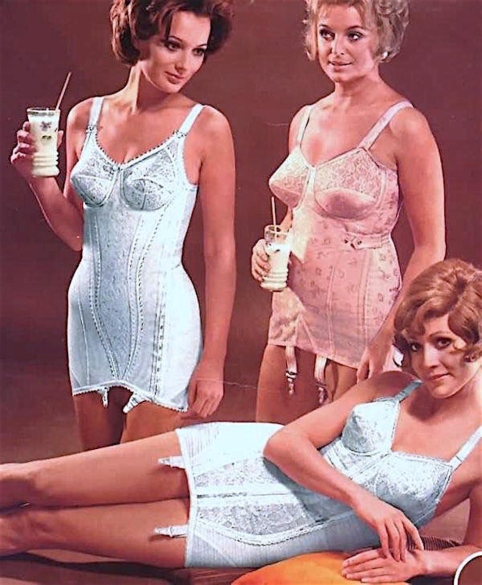 Sous-vêtements des années 60