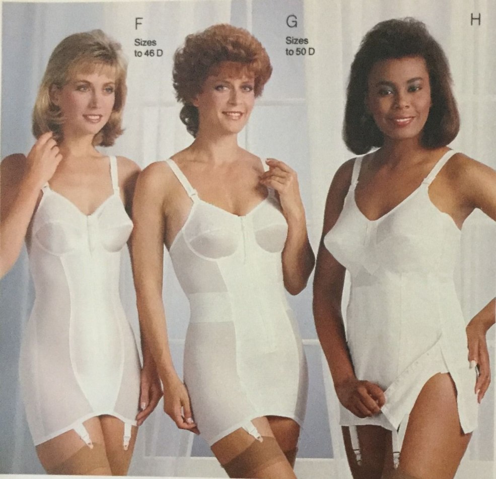 Catalogue de lingerie vintage des années 80