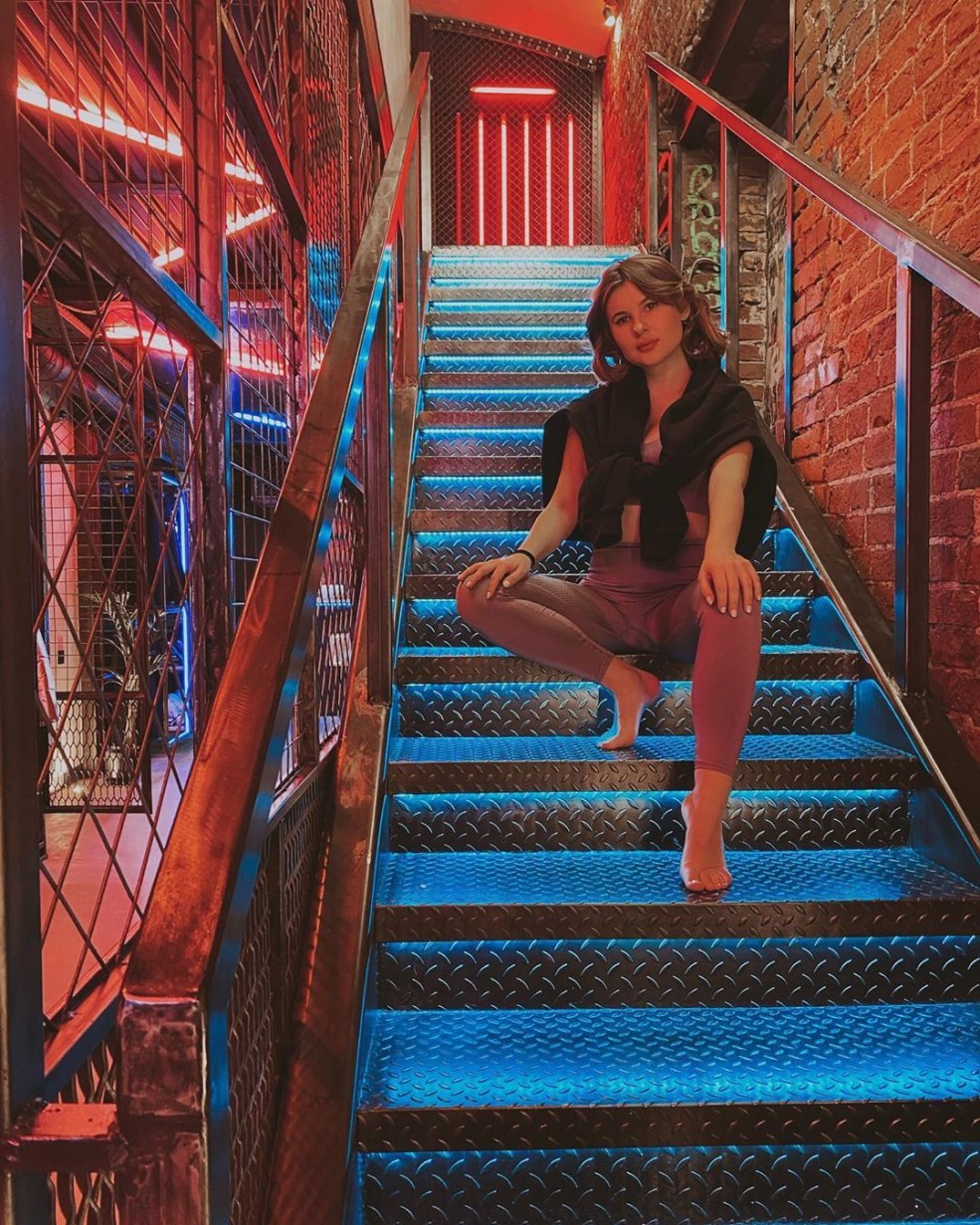 Anna Tsukanova-Kott Decolny