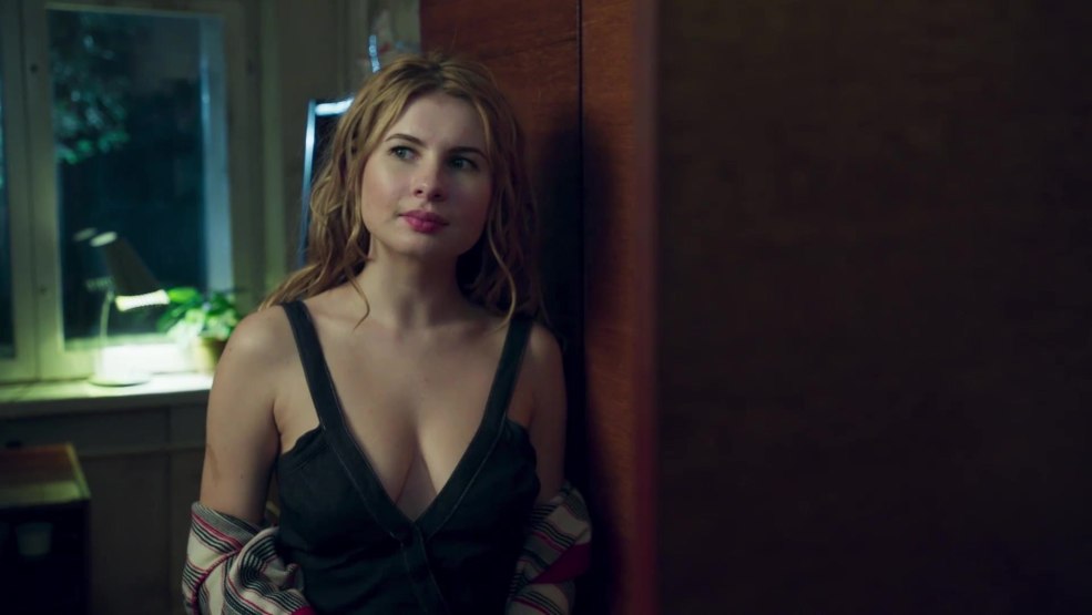 Anna Tsukanova-Kott est chaude