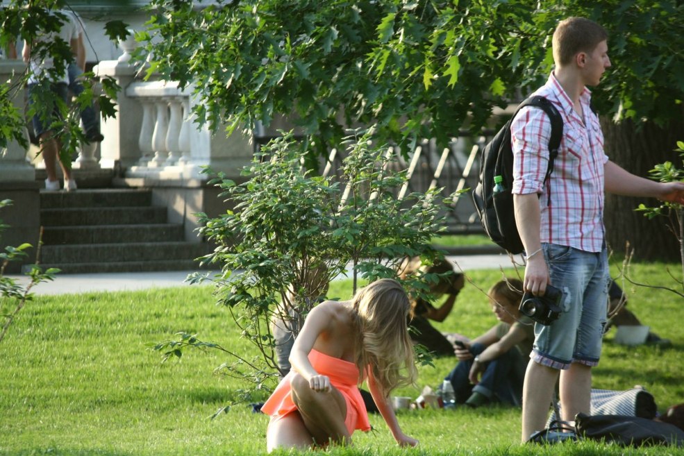 Je me penchais dans la robe