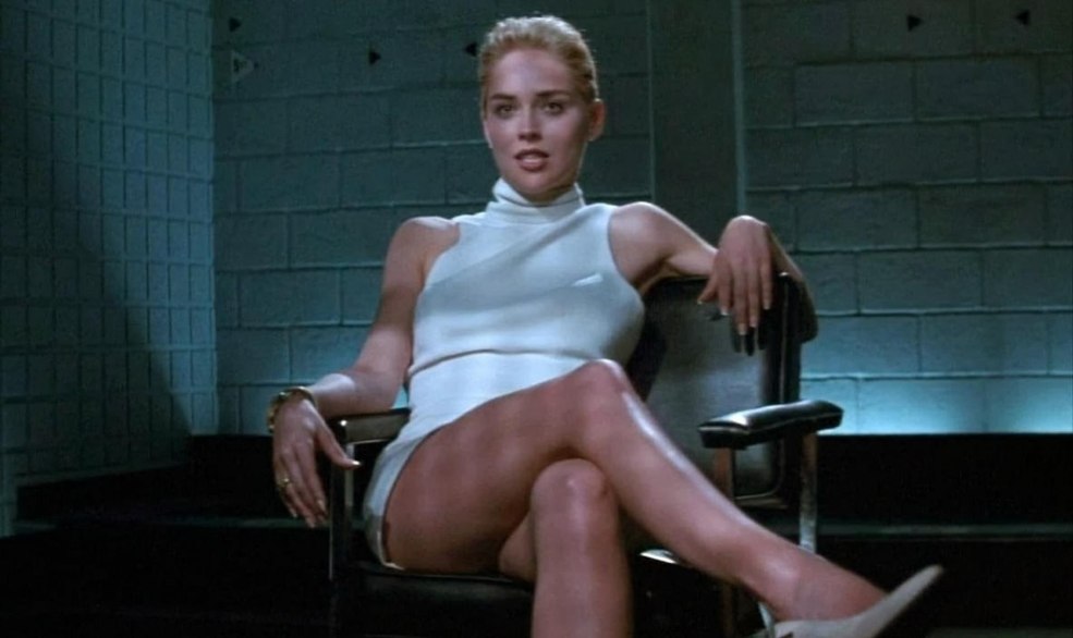 Bella Hadid sans plus bas