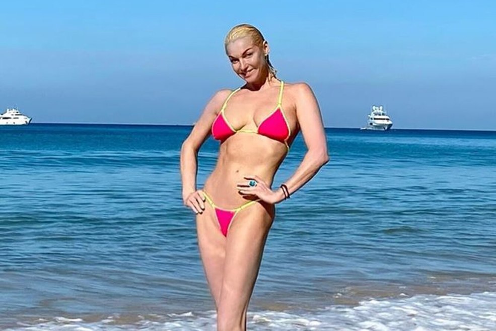 Anastasia Volochkova en maillot de bain