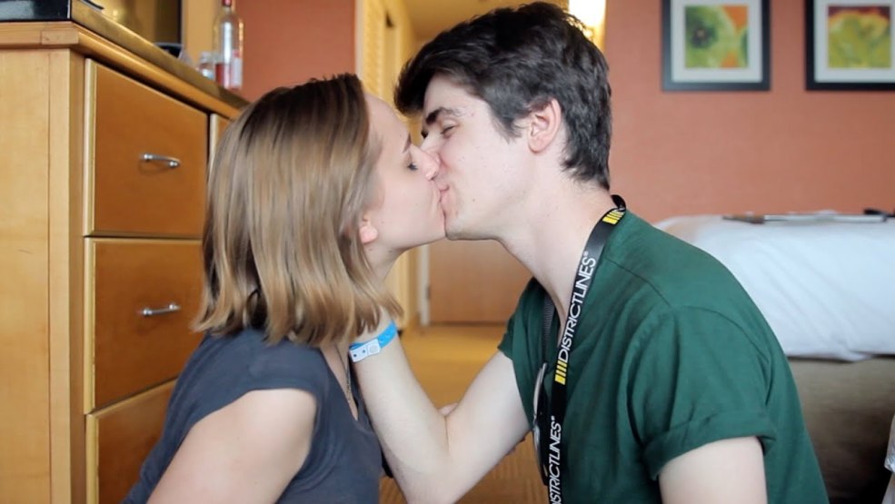 Hannah incroyable petite amie