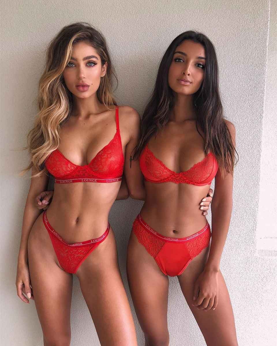 Plusieurs filles en lin