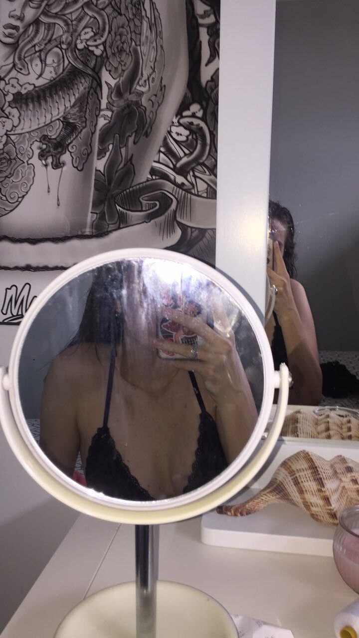 Figure dans le miroir