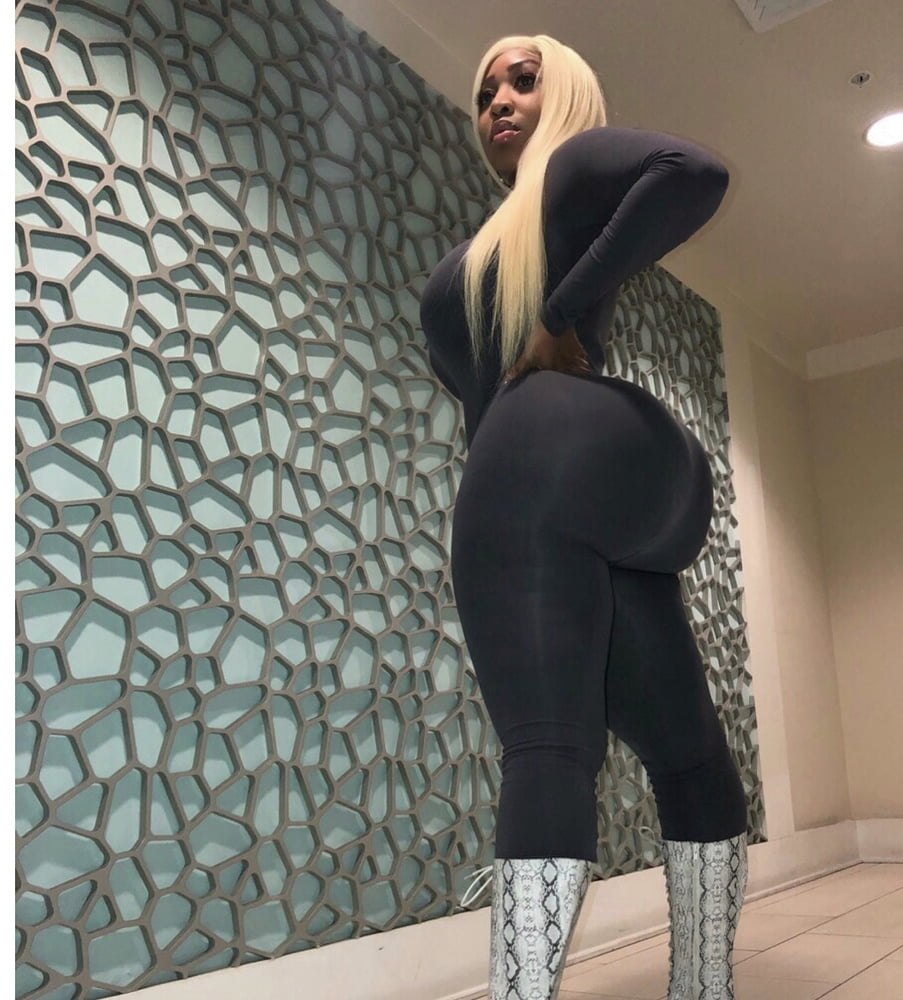 Trans avec de gros culs