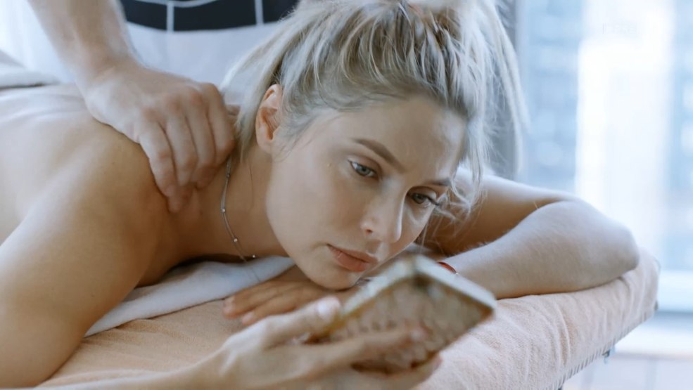 Poitrine natalia rudova