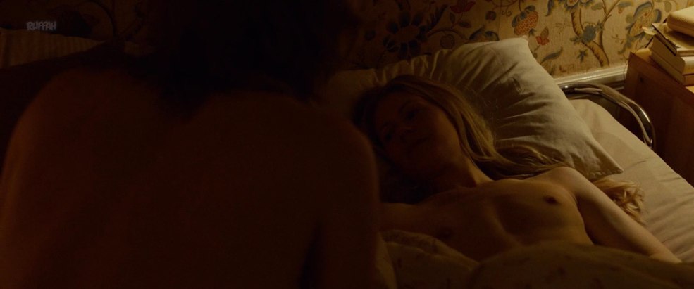 Gwyneth Paltrow nu dans les films