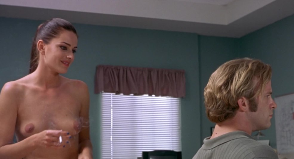 Paulina Porizkova sanglant jeudi nu