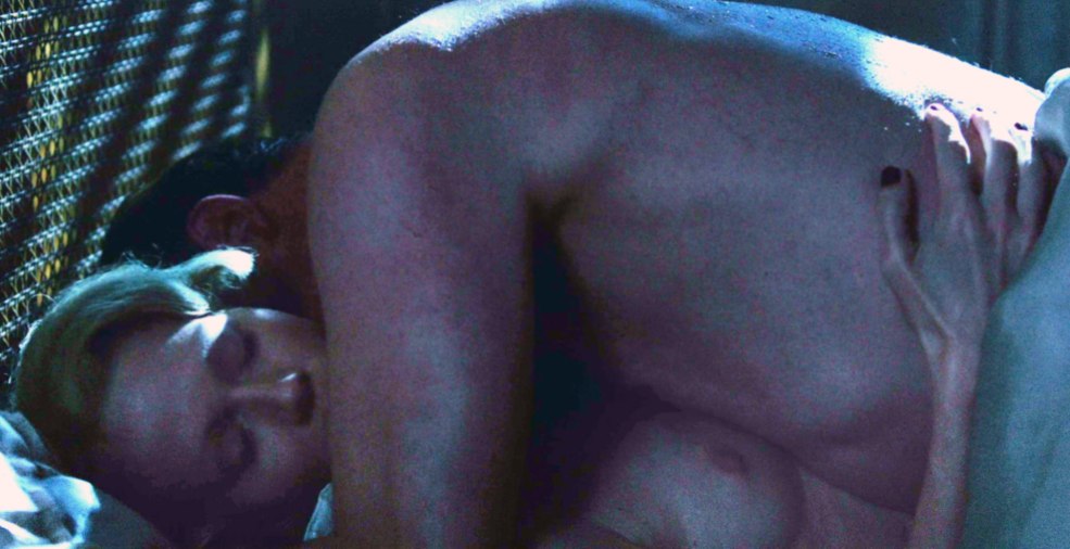 Hannah Alstraem nue dans le film