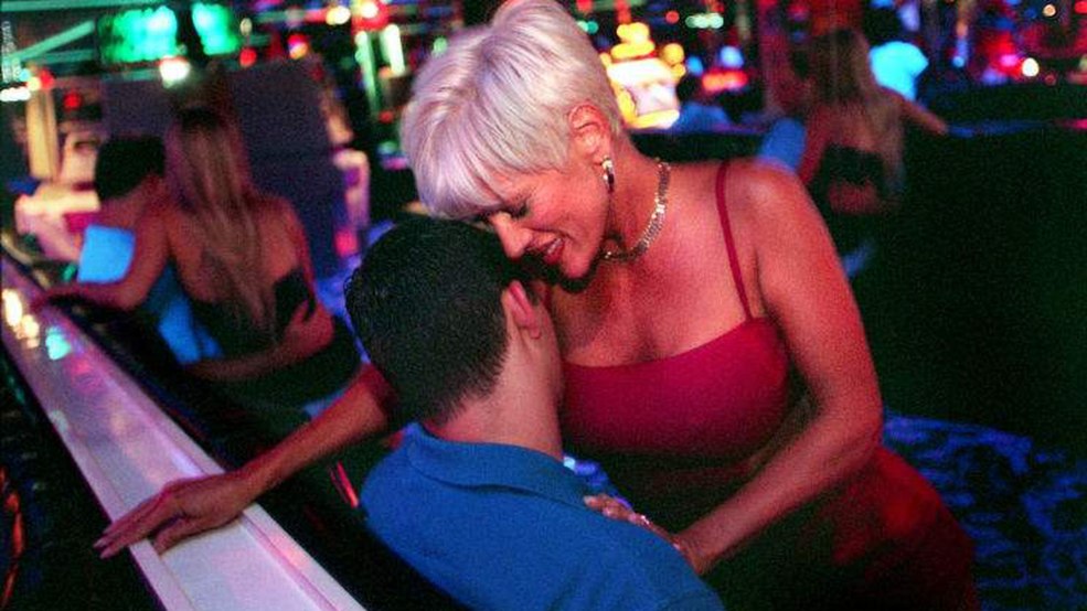 Olga Hareba Dana Queen