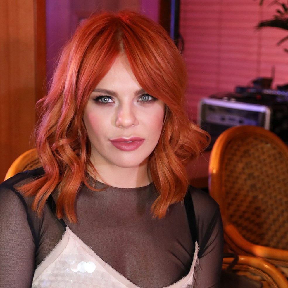 Anastasia Stotskaya avec un carré