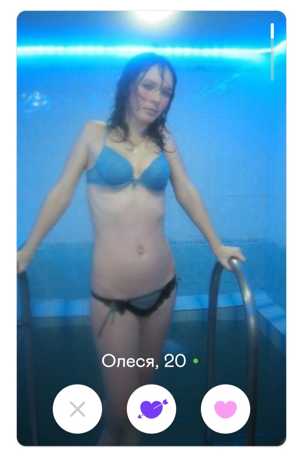 Publicité de glace chaude avec Danya Milokhin