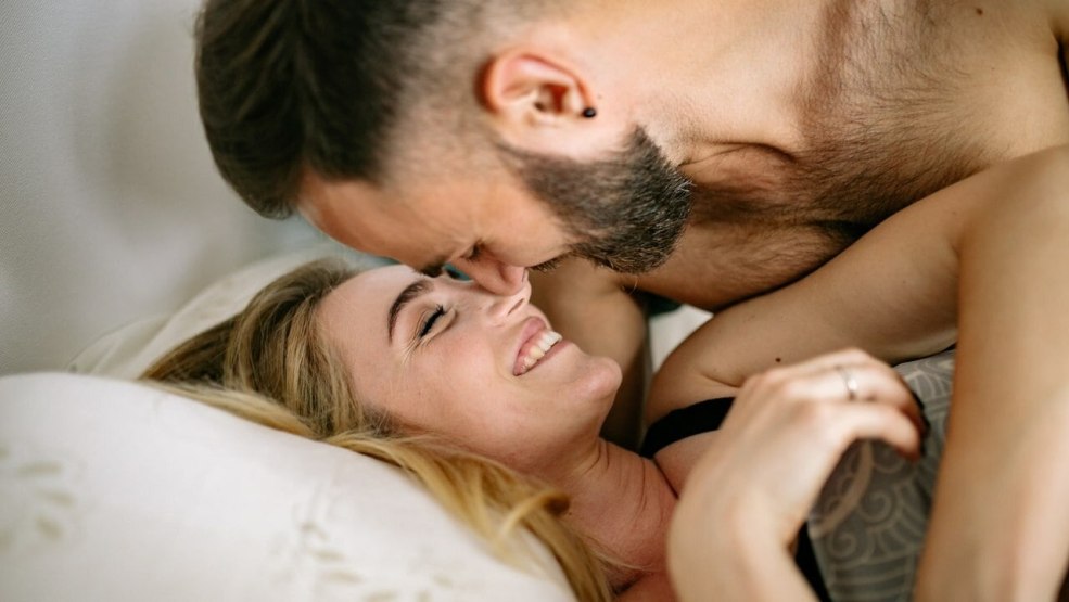 Dane Jones sexe intime intense avec le sentiment