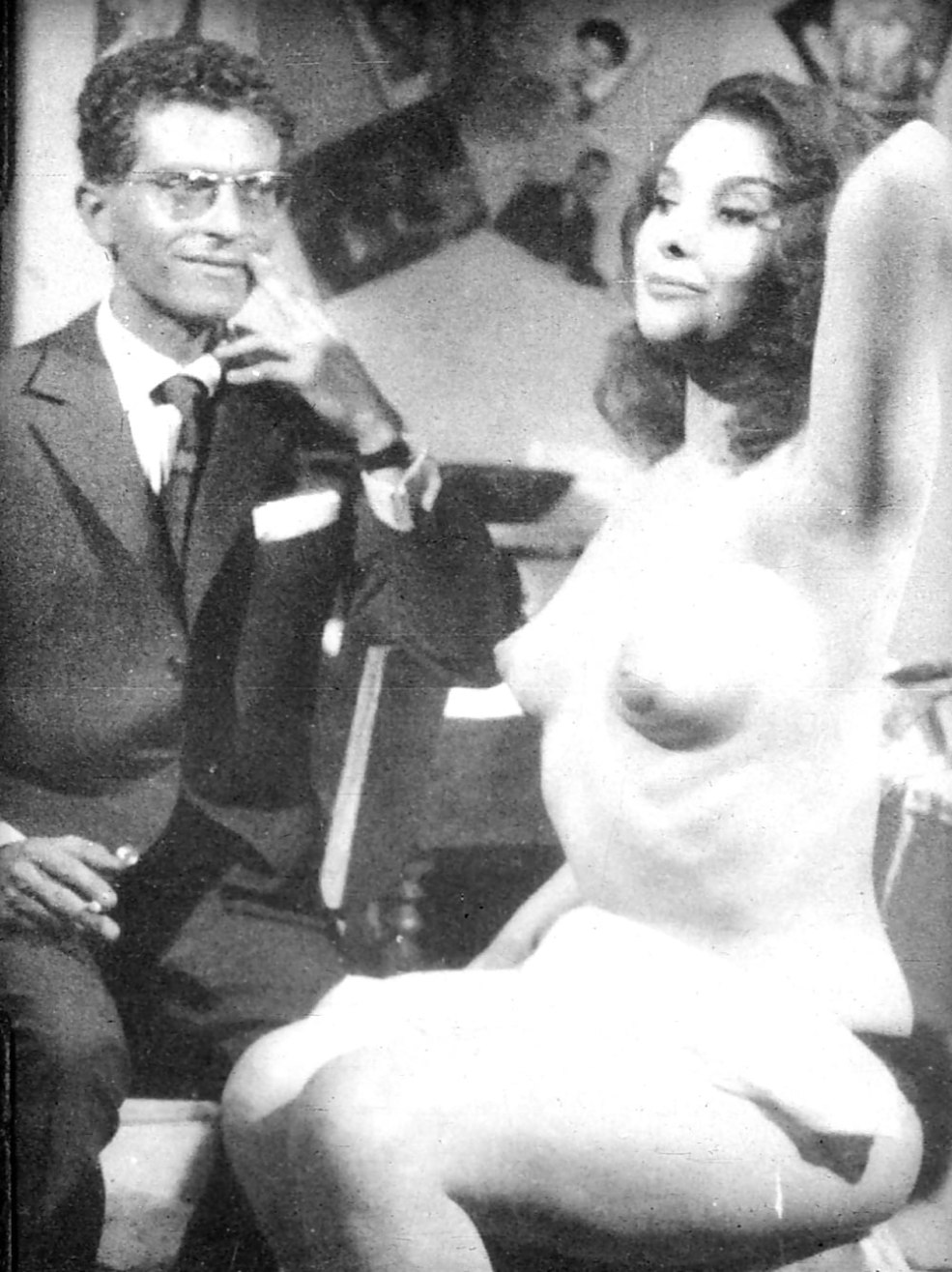 Revue de film érotique suédoise # 43 - MKX - 37 PICSS XHAMSTER