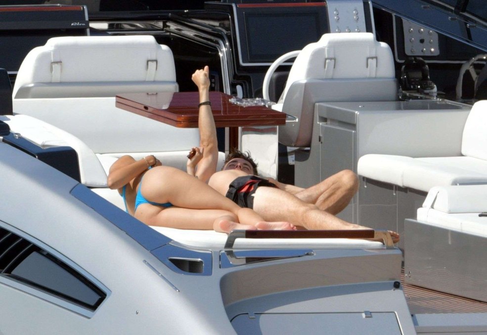 Culottes de Ma Femme. La culotte de la femme nue