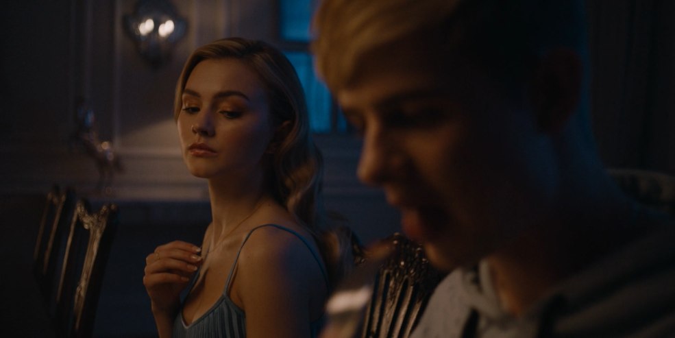 Alana Mamaeva Storis