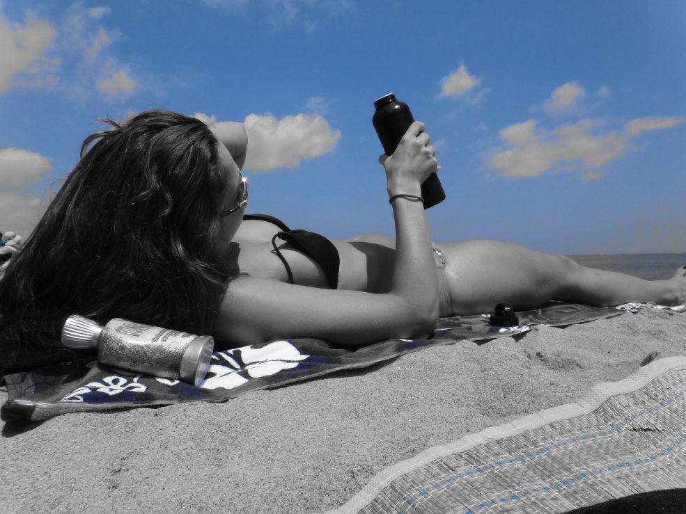 Negritos dans le vestiaire nu