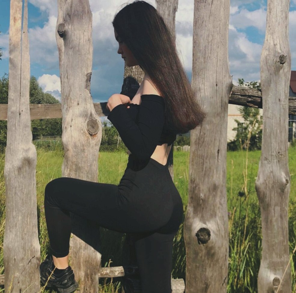 Elphy Eva Elfi