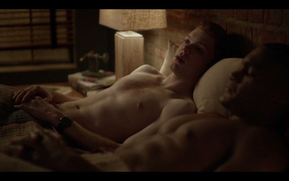 Scènes érotiques avec Cameron Moneyn dans la série sans vergogne