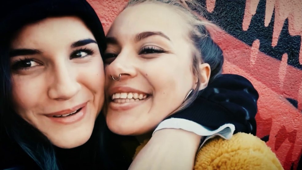 Joanna et Chris Scam