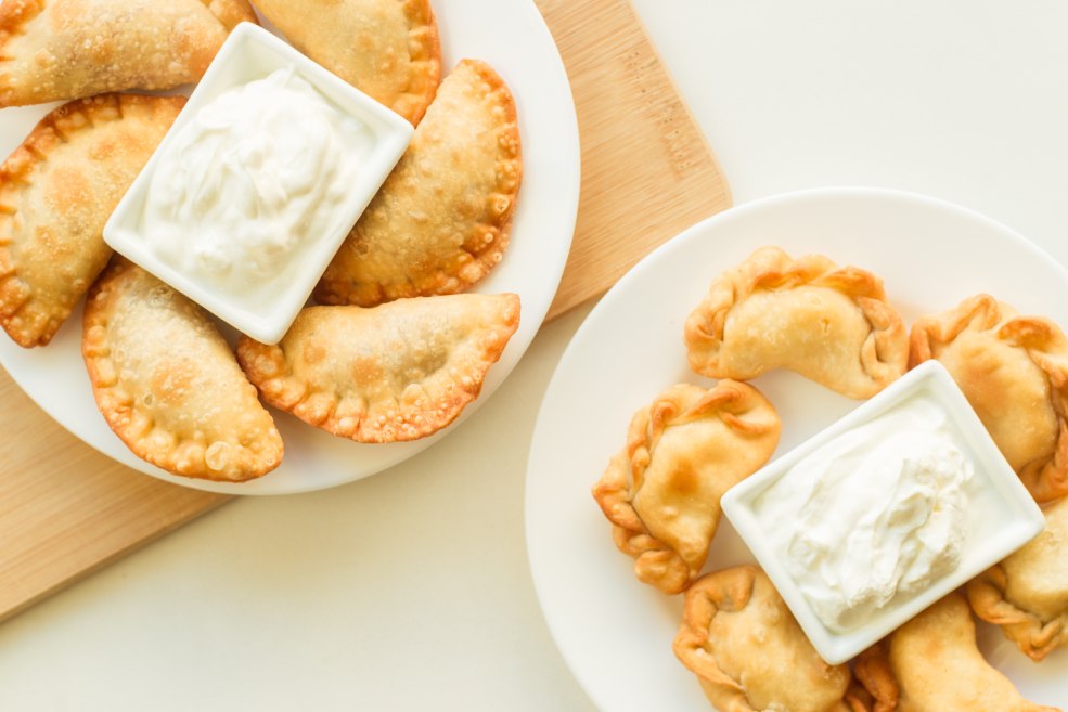 Dumplings à la ferme avec des pommes de terre