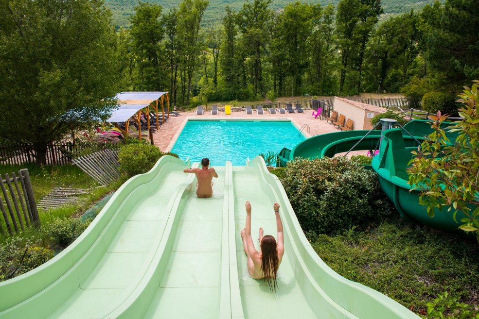 Camping La Jenny - Domaine Naturiste Jolie