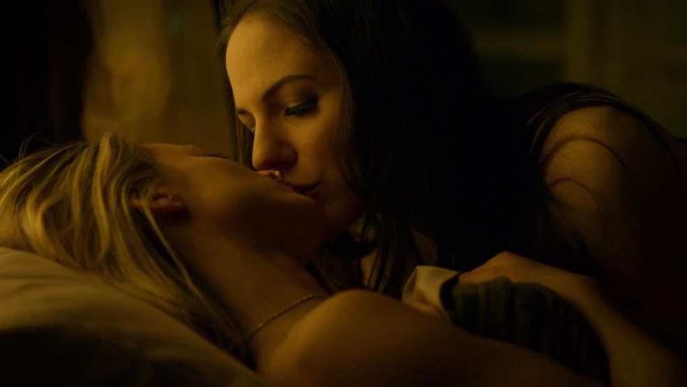 Anna Silk et Zoe Palmer