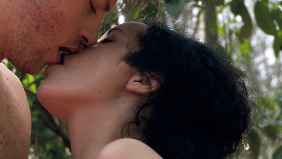 Leila Denio Valery Maes
