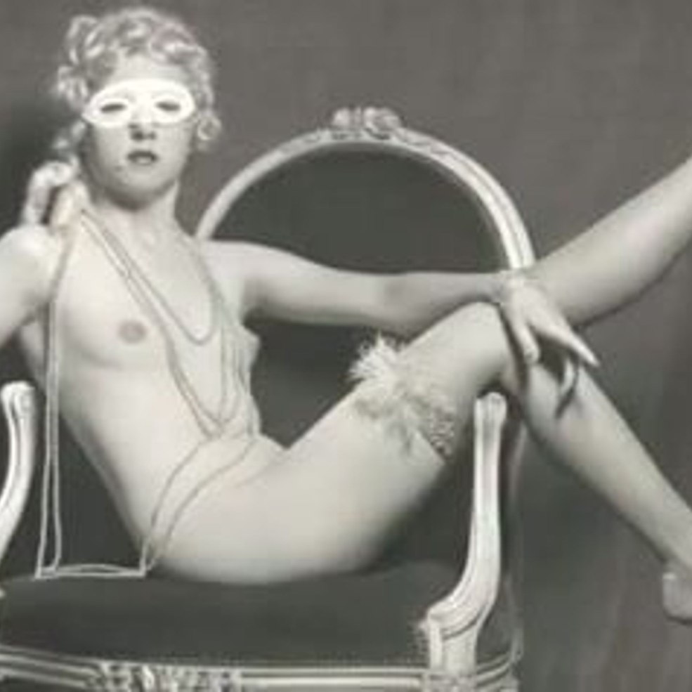 Femmes naturelles nues