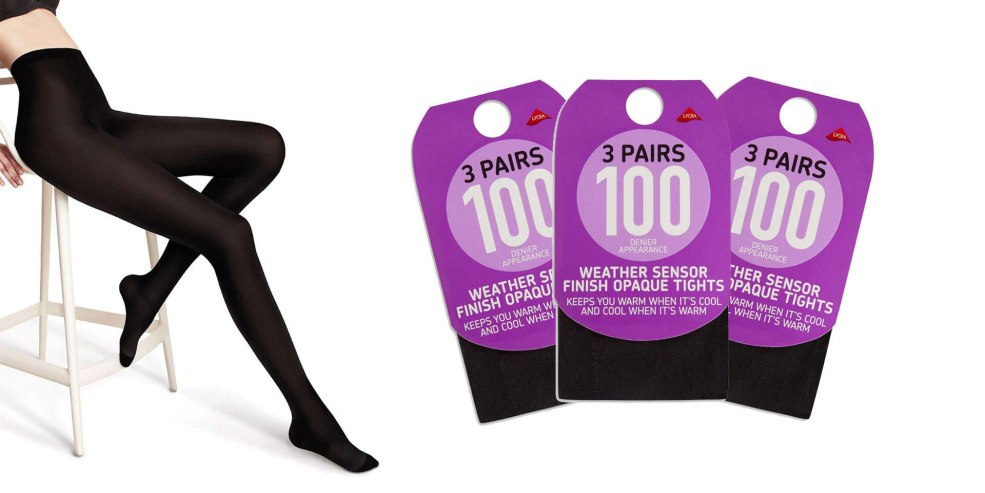 Anastasia nikitina a croisé les jambes