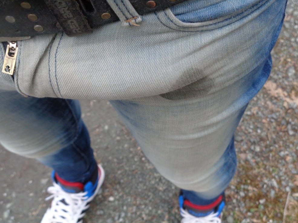 Énorme bite sur le côté