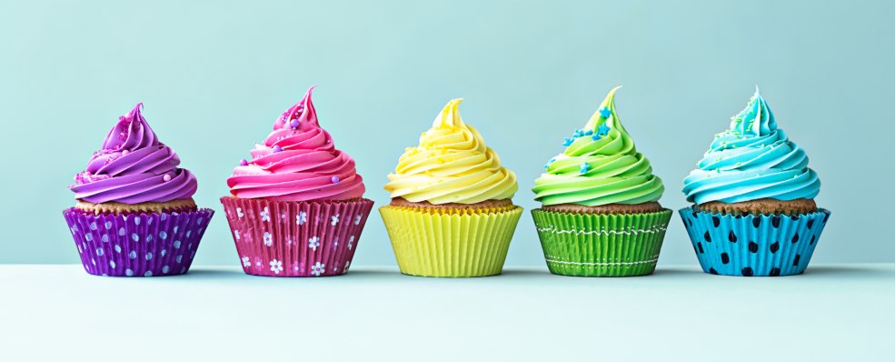 Épouse sans pantalon à la fête