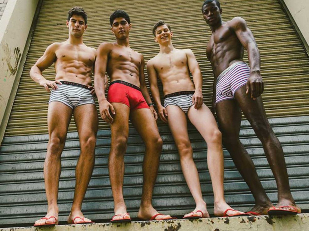 Ursula Korbero dans la série Paper House