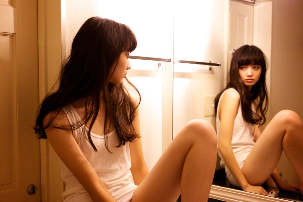 Nana Komatsu en maillot de bain