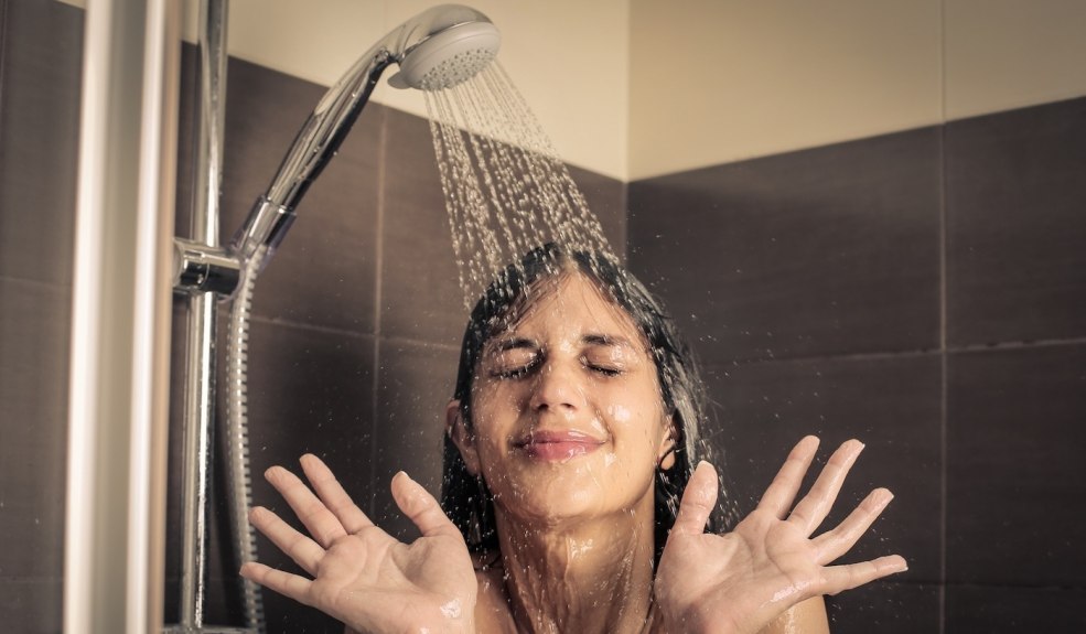 Se laver dans la douche