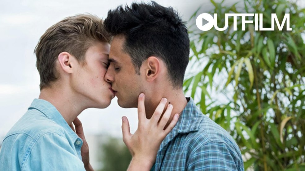 Kiss furtif film 2016 baiser